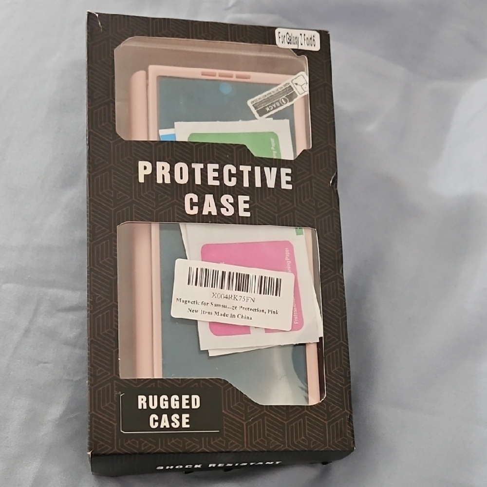 Protective Rugged Phone Case in Light Pink. Samsung Galaxi Fold 5.